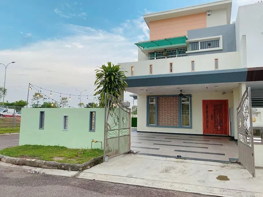 Dom wakacyjny Willa A05 Tebrau Austin In Desa Tebrau Johor Bahru Malezja